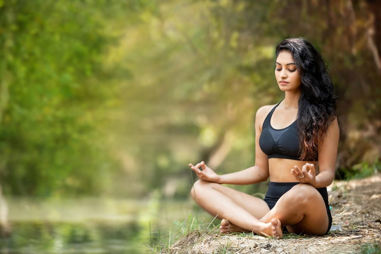 El yoga en el hinduismo: práctica, filosofía y propósito