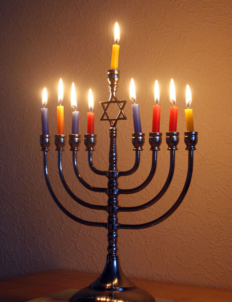 Januquiá o candelabro de Janucá